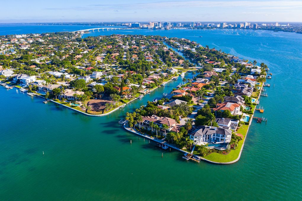 Vaster Funded: Sarasota Waterfront Land