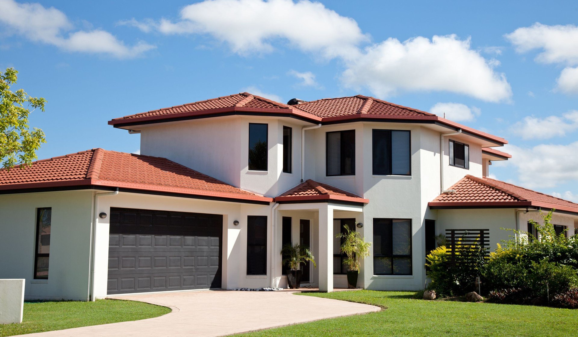 Jumbo vs. Conventional Loans: What's the Difference?