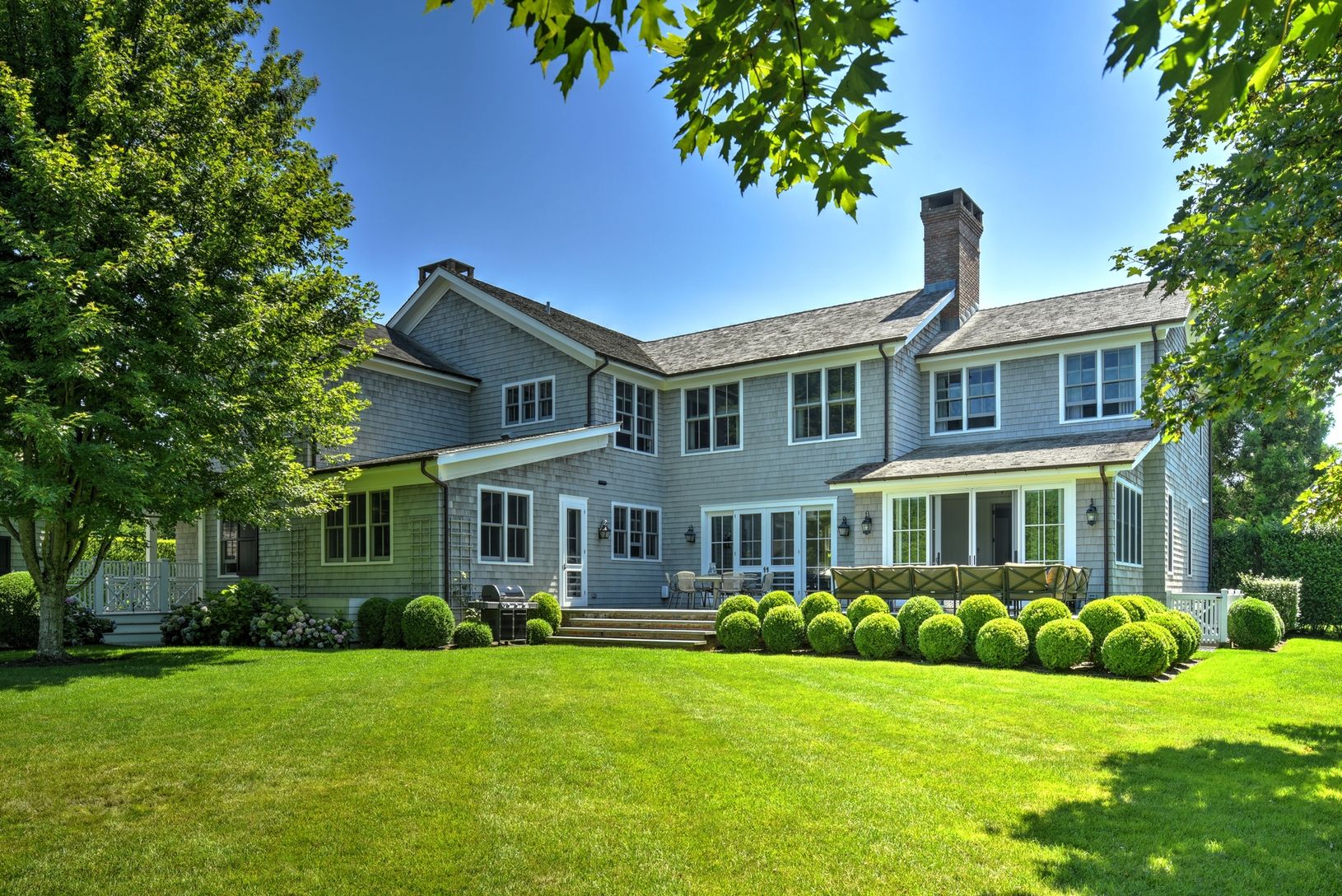 Vaster Funded: South Hampton Home (Water Mill, NY)